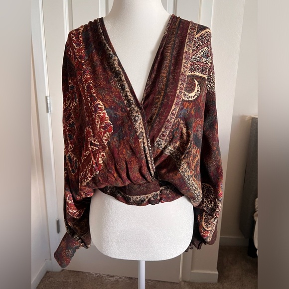 Zara, Moroccan-style wrap front top, Size S - Picture 4 of 4